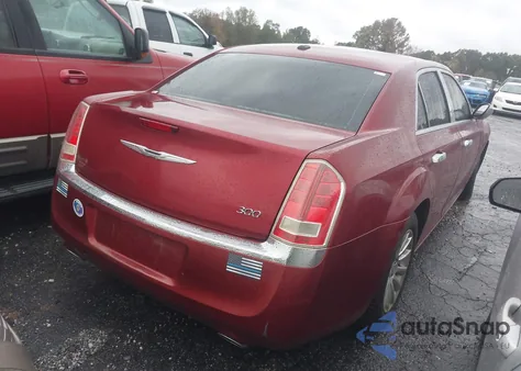 2014 Chrysler 300 z USA, uszkodzony, nr VIN 2C3CCAAG5EH238455